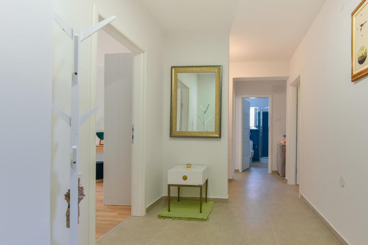 New Luxury 3 Bedroom 4 Air Conditioners Zadar Exterior photo