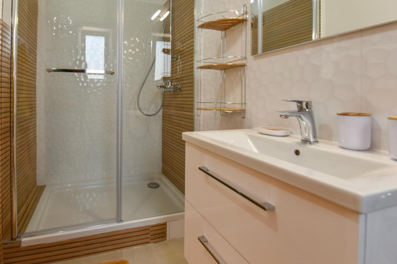 New Luxury 3 Bedroom 4 Air Conditioners Zadar Exterior photo